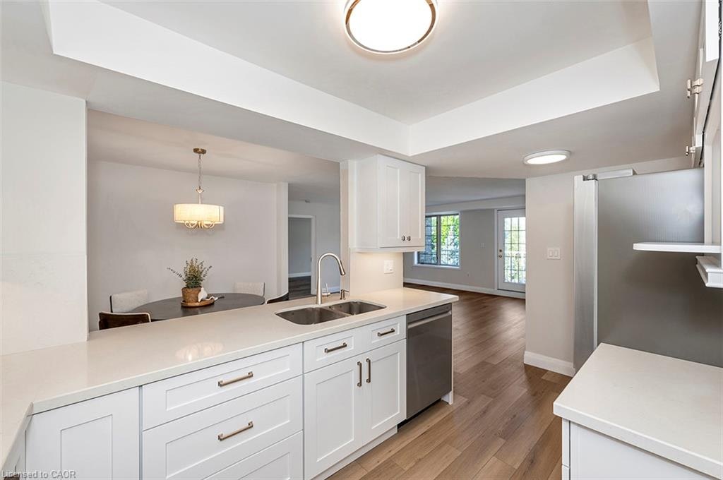 B405-216 Plains Road W, Burlington, ON, L7T 4K8 - 18