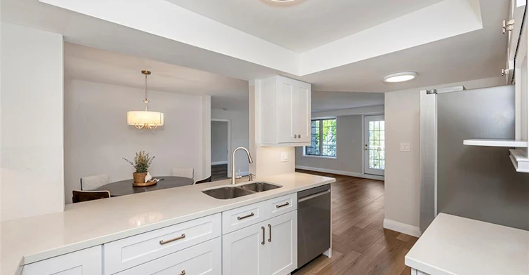 B405-216 Plains Road W, Burlington, ON, L7T 4K8 - 18