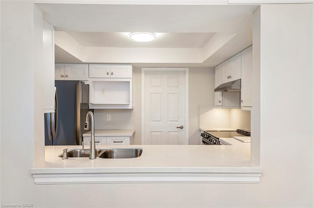 B405-216 Plains Road W, Burlington, ON, L7T 4K8 - 10