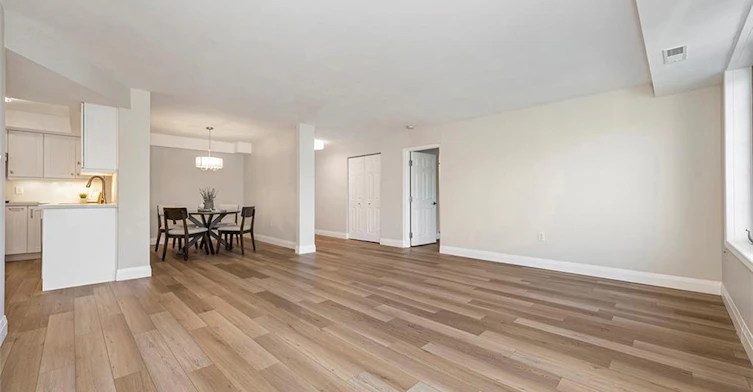 B405-216 Plains Road W, Burlington, ON, L7T 4K8 - 14