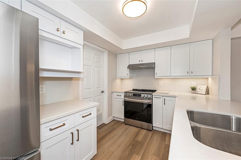 B405-216 Plains Road W, Burlington, ON, L7T 4K8 - 16