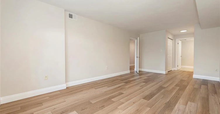 B405-216 Plains Road W, Burlington, ON, L7T 4K8 - 33