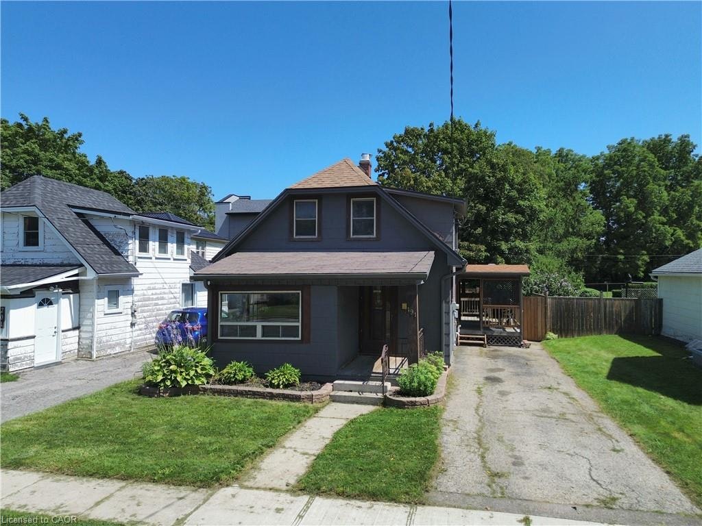 191 Queen Street N, Norfolk County, ON, N3Y 3Y7