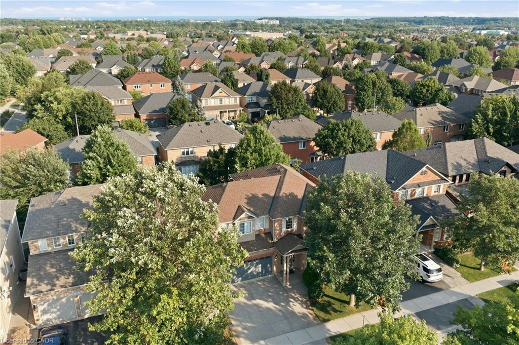 2241 Glazebrook Circle, Oakville, ON, L6M 5B5 - 47