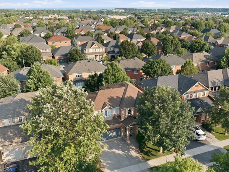 2241 Glazebrook Circle, Oakville, ON, L6M 5B5 - 47
