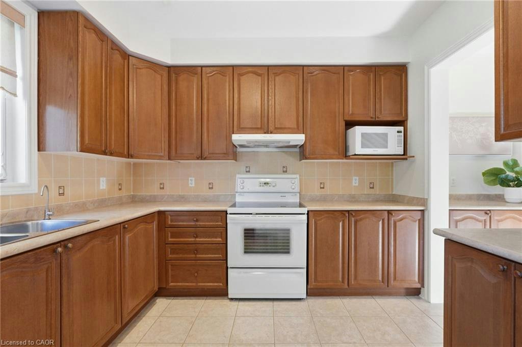 2241 Glazebrook Circle, Oakville, ON, L6M 5B5 - 13