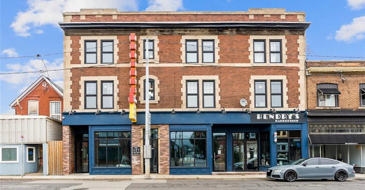 301-657 Barton Street E, Hamilton, ON, L8L 3A3