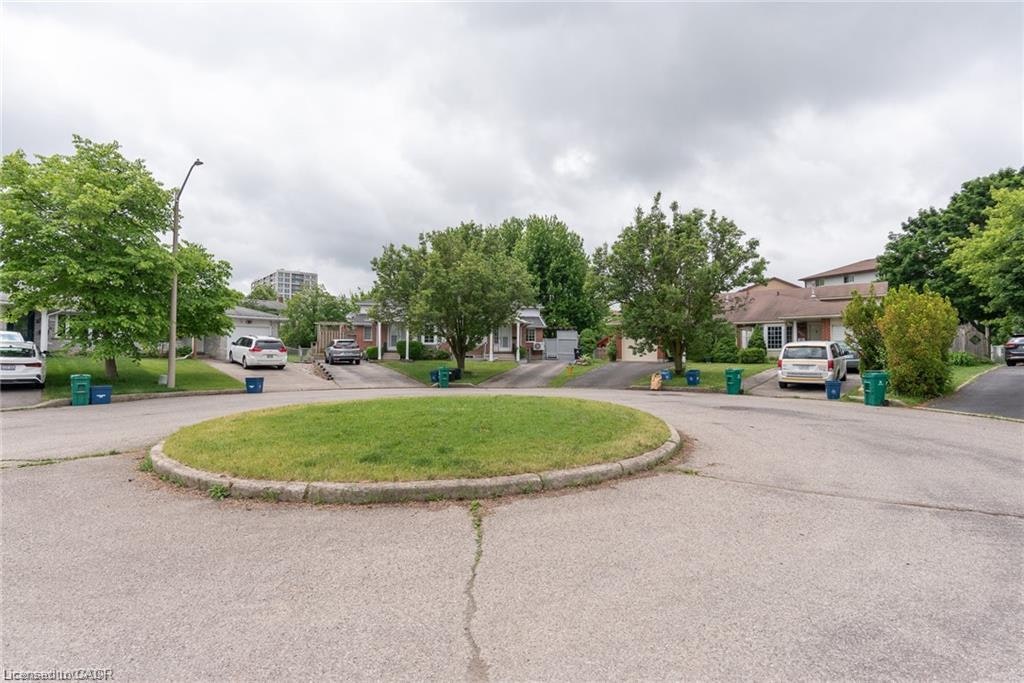 B-629 Settlersfield Court, Waterloo, ON, N2T 2K6 - 6