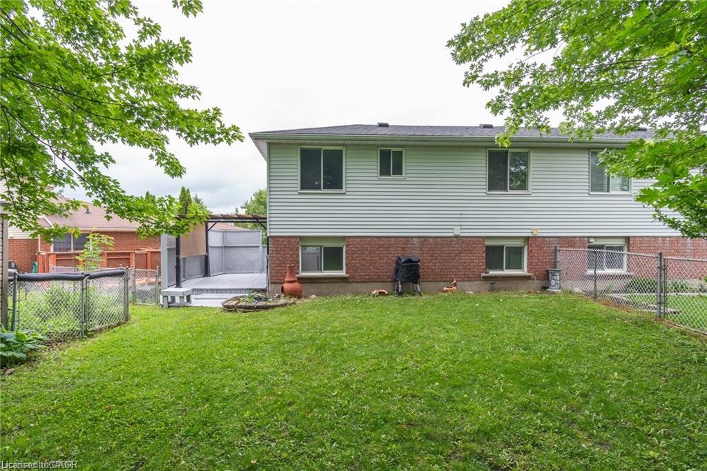B-629 Settlersfield Court, Waterloo, ON, N2T 2K6 - 4