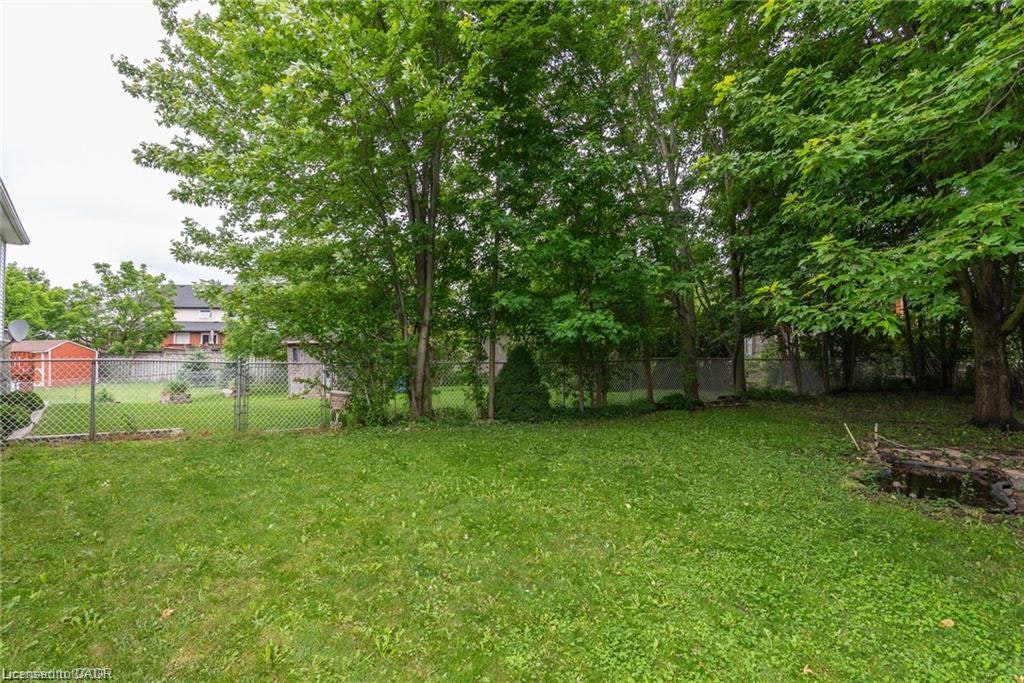 B-629 Settlersfield Court, Waterloo, ON, N2T 2K6 - 49
