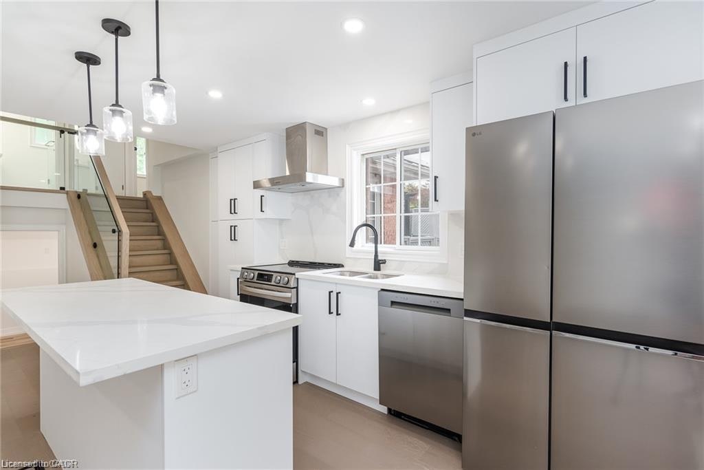 B-629 Settlersfield Court, Waterloo, ON, N2T 2K6 - 12
