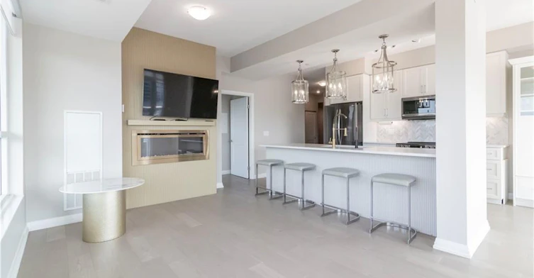 1009-155 Caroline Street S, Waterloo, ON, N2L 0J8 - 4