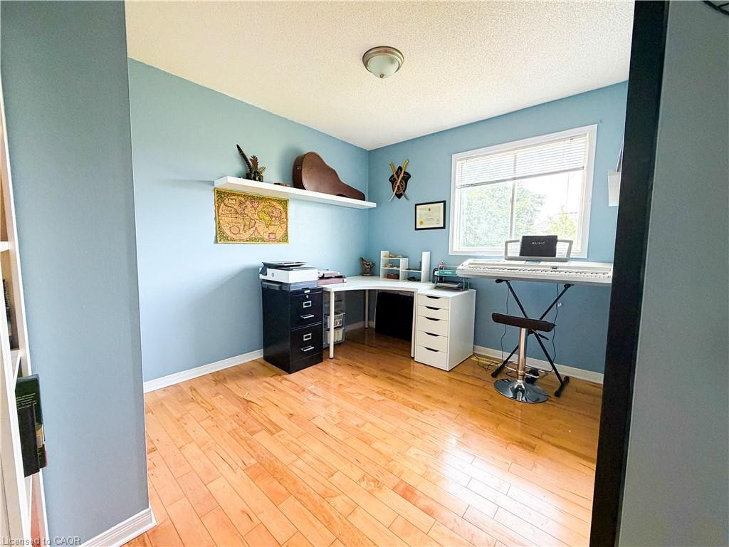 76 Fairgreen Close, Cambridge, ON, N1T 1T7 - 25