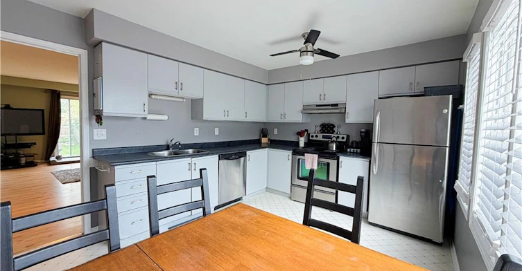 76 Fairgreen Close, Cambridge, ON, N1T 1T7 - 16