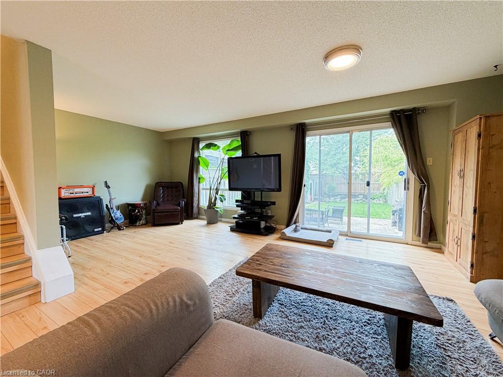 76 Fairgreen Close, Cambridge, ON, N1T 1T7 - 10