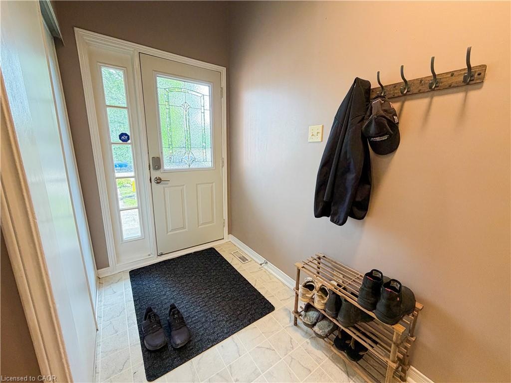 76 Fairgreen Close, Cambridge, ON, N1T 1T7 - 7