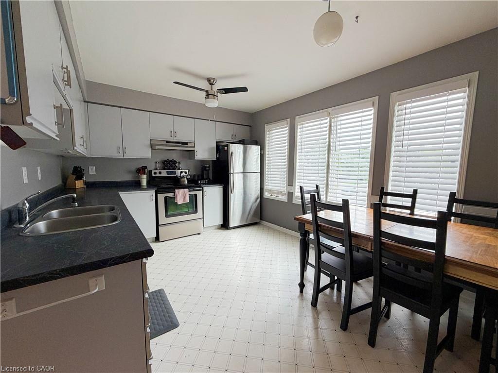 76 Fairgreen Close, Cambridge, ON, N1T 1T7 - 17