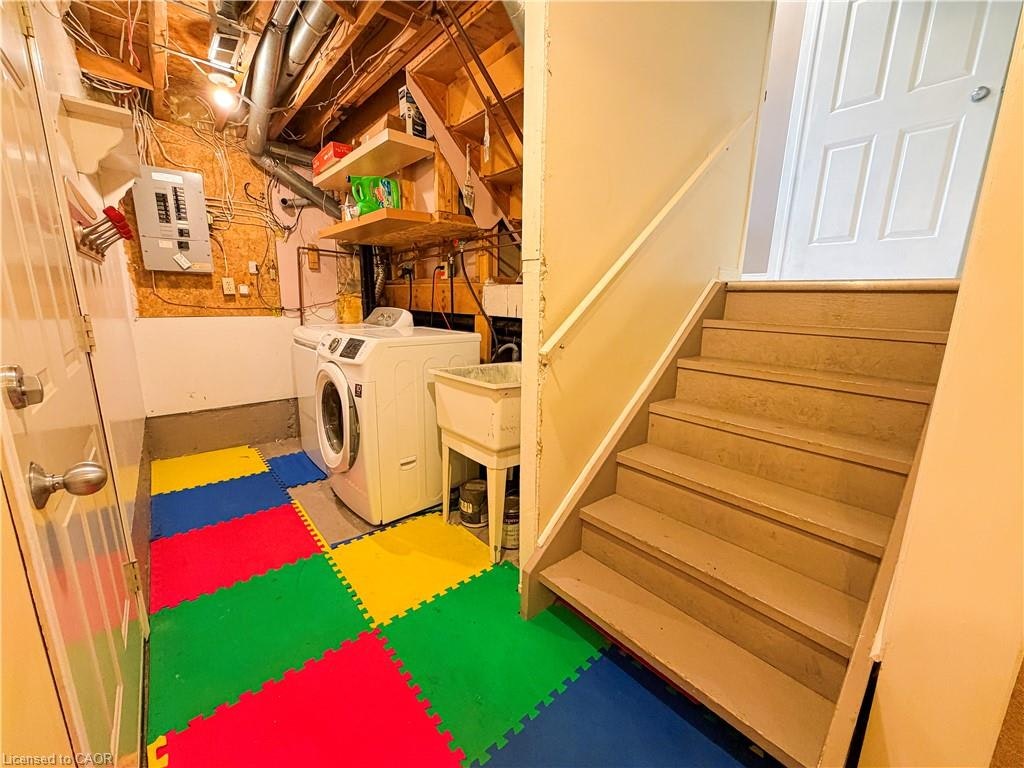 76 Fairgreen Close, Cambridge, ON, N1T 1T7 - 42