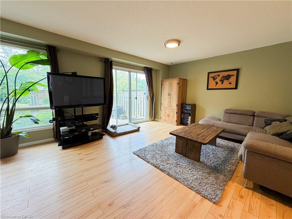 76 Fairgreen Close, Cambridge, ON, N1T 1T7 - 12