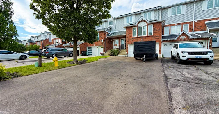 76 Fairgreen Close, Cambridge, ON, N1T 1T7 - 2