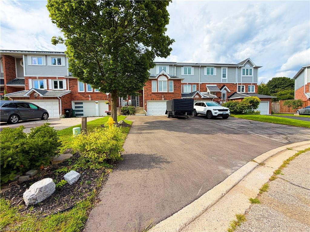 76 Fairgreen Close, Cambridge, ON, N1T 1T7 - 3