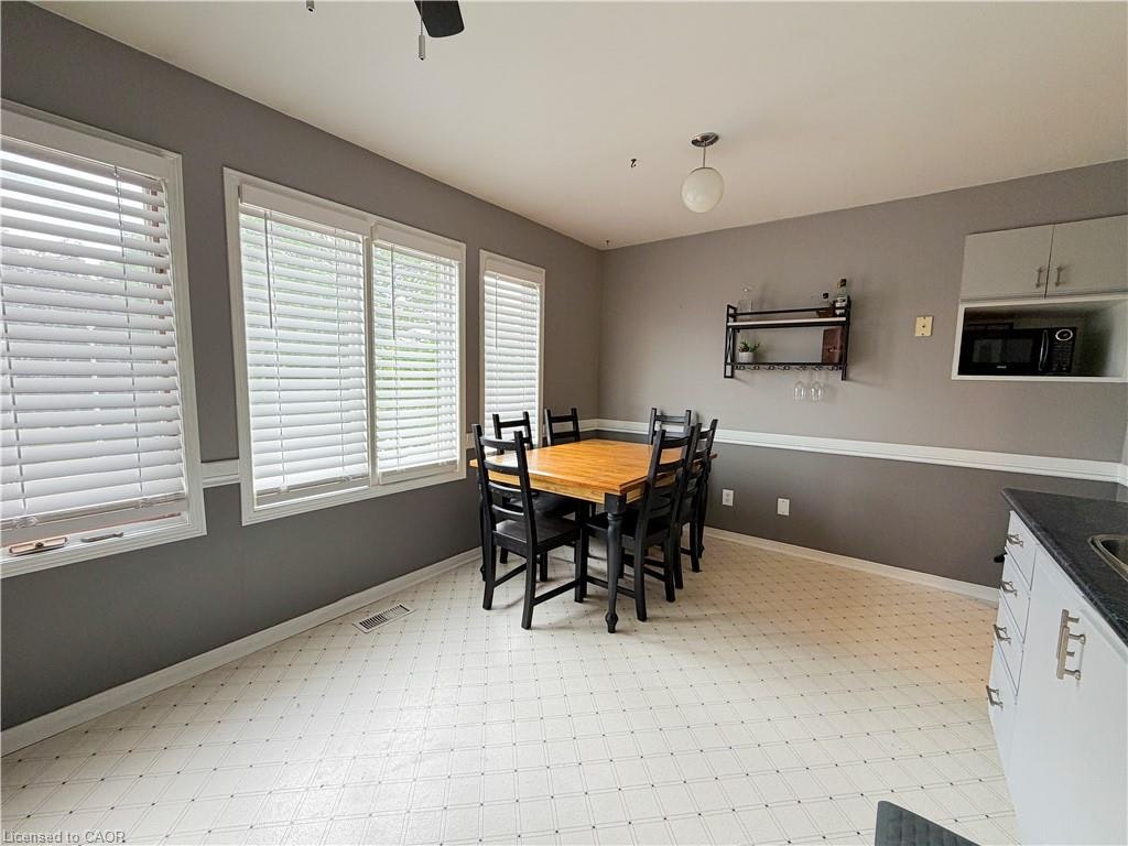 76 Fairgreen Close, Cambridge, ON, N1T 1T7 - 18