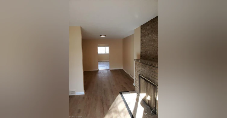 9-225 Shakespeare Drive, Waterloo, ON, N2L 2T5 - 3