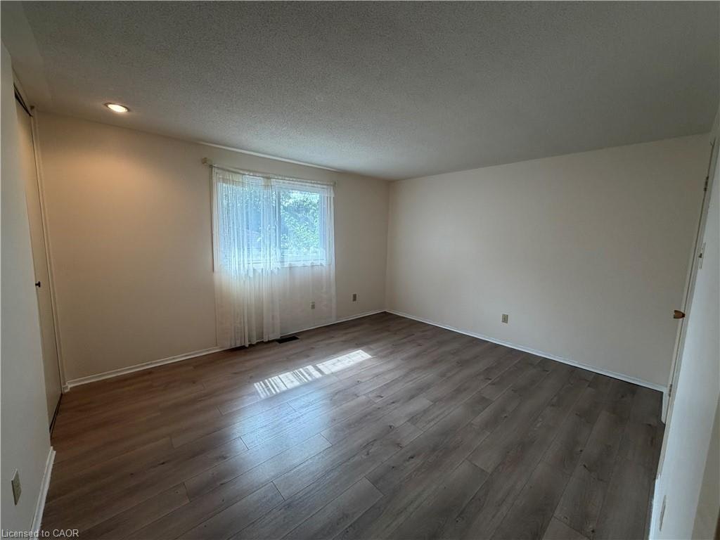Upper-148 Pepperwood Crescent, Kitchener, ON, N2A 2R3 - 13