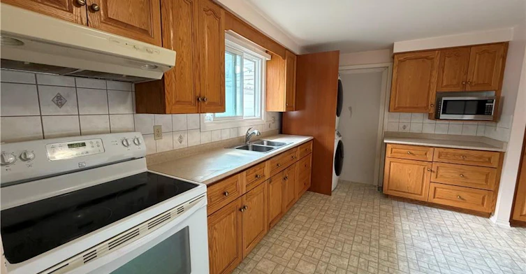 Upper-148 Pepperwood Crescent, Kitchener, ON, N2A 2R3 - 8
