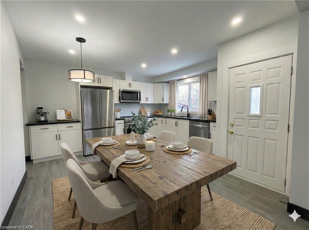 Main-1048 Fennell Avenue E, Hamilton, ON, L8T 1R6
