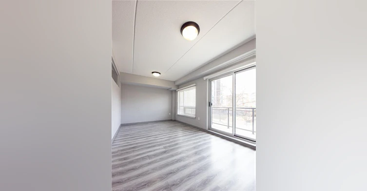 F212-275 Larch Street, Waterloo, ON, N2L 3R2 - 12