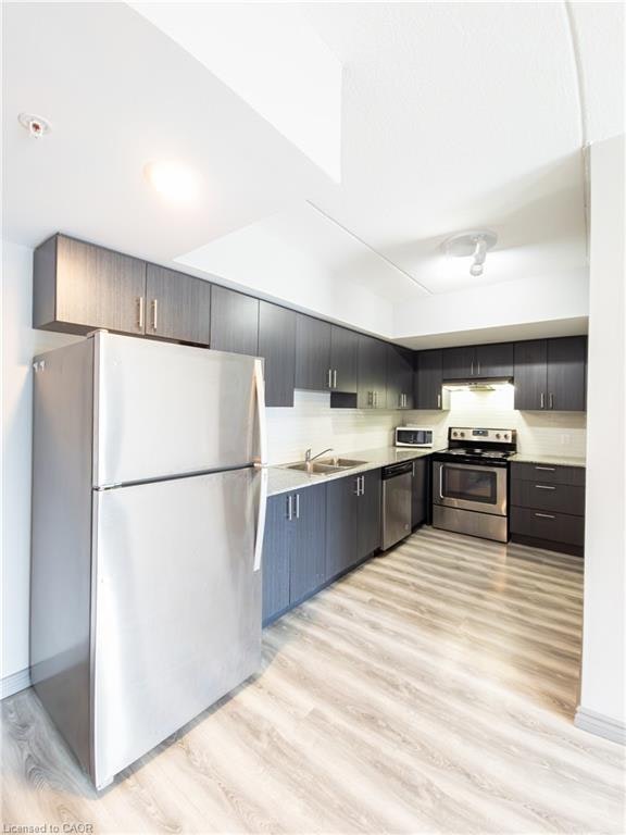 F212-275 Larch Street, Waterloo, ON, N2L 3R2 - 10