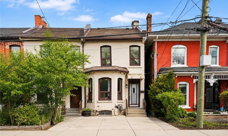 79 Murray Street E