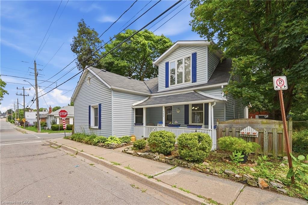 153 Montrose Street N, Cambridge, ON, N3H 2H5