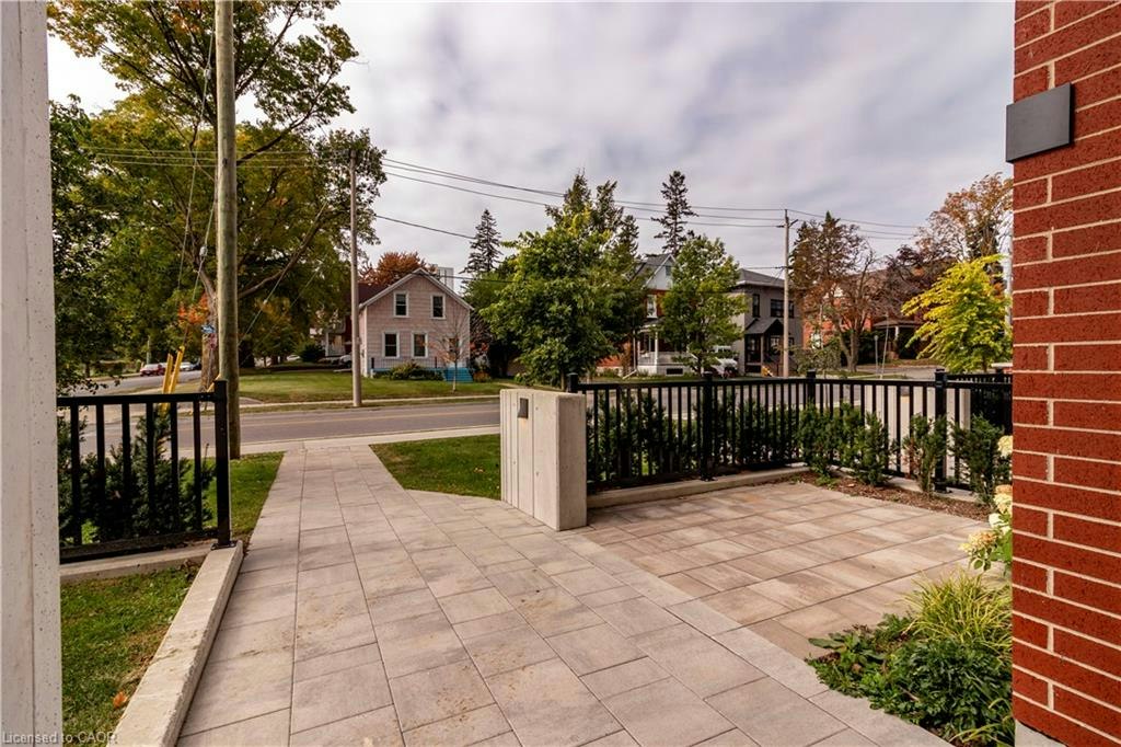 102-15 Wellington Street S, Kitchener, ON, N2G 0E4 - 5
