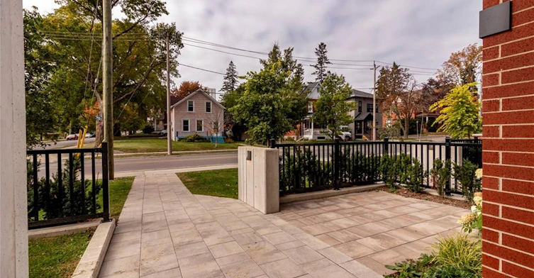 102-15 Wellington Street S, Kitchener, ON, N2G 0E4 - 5