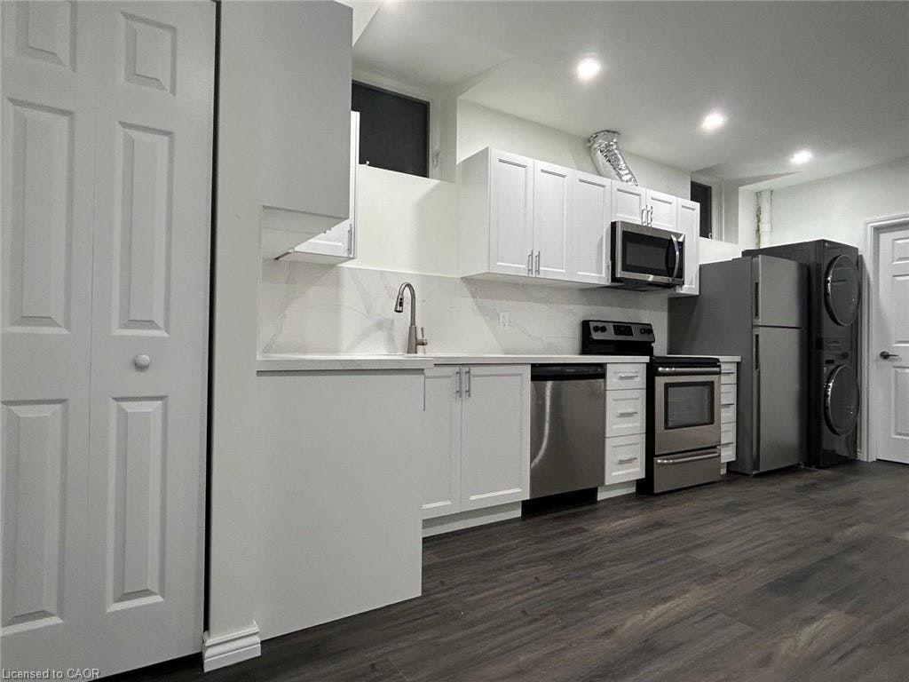 31 Sofitel Drive, Kitchener, ON, N2R 0J3 - 9