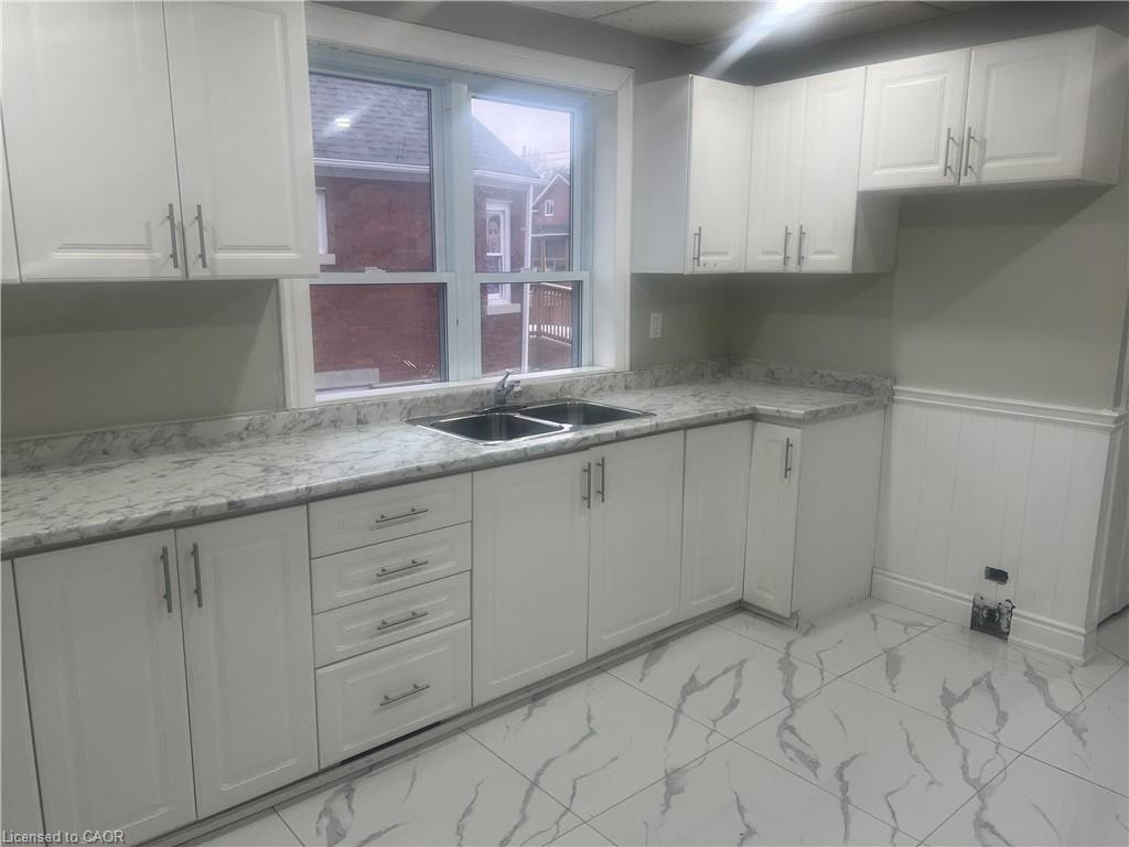 1434 King Street E, Cambridge, ON, N3H 3R4 - 6