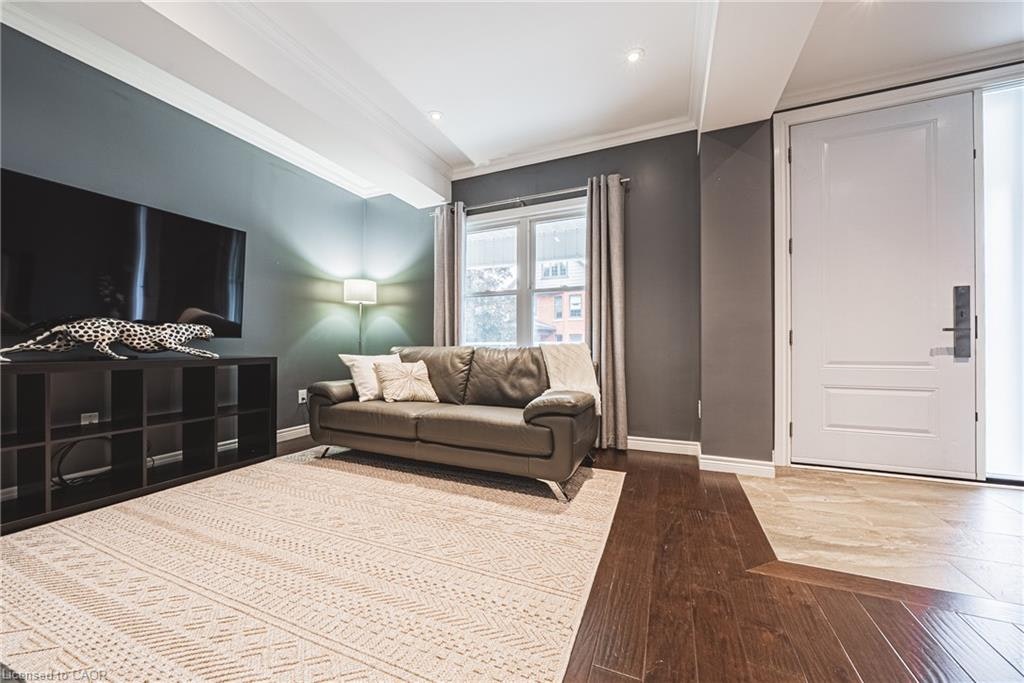 25 Orchard Hill, Hamilton, ON, L8P 2V6 - 8