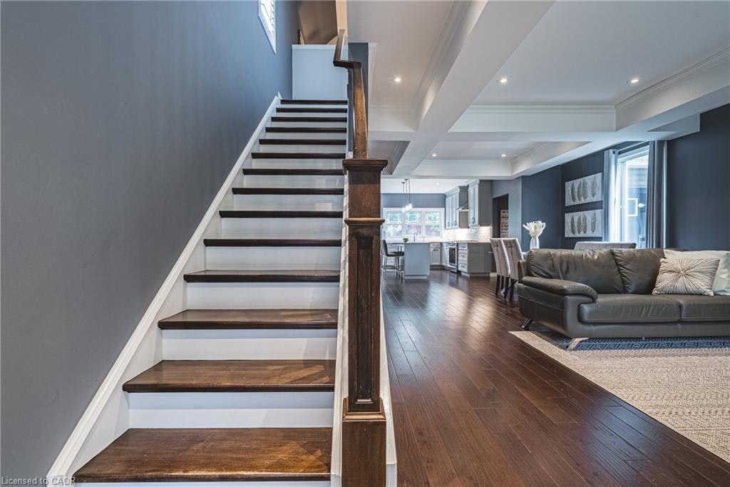 25 Orchard Hill, Hamilton, ON, L8P 2V6 - 26