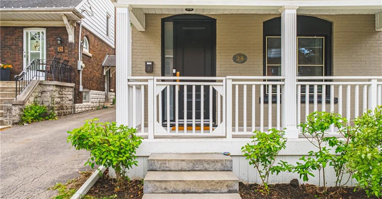 25 Orchard Hill, Hamilton, ON, L8P 2V6 - 3