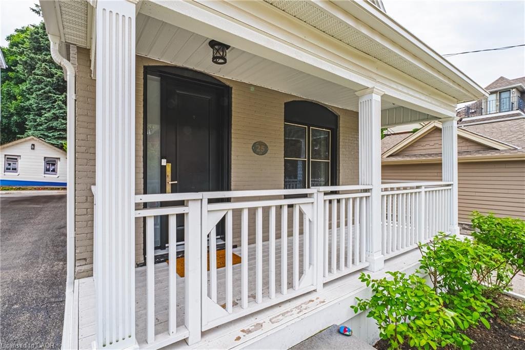 25 Orchard Hill, Hamilton, ON, L8P 2V6 - 4