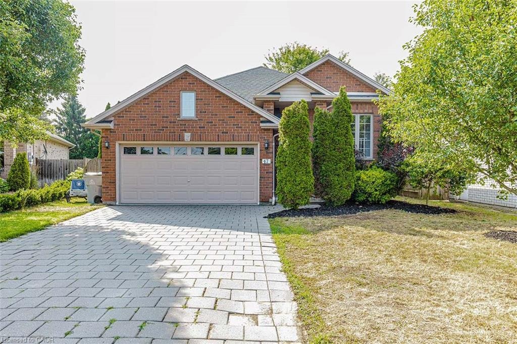 47 Queensway Drive, Strathroy, ON, N7G 4M2