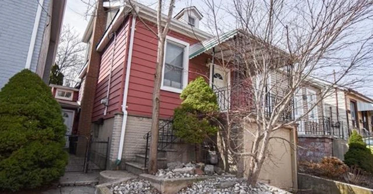 27 Mill Street, Hamilton, ON, L8R 2E2