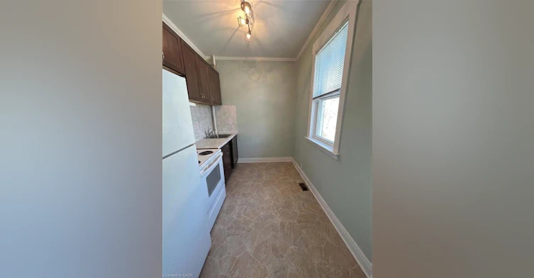 4-35 Grant Avenue, Hamilton, ON, L8N 2X4 - 3