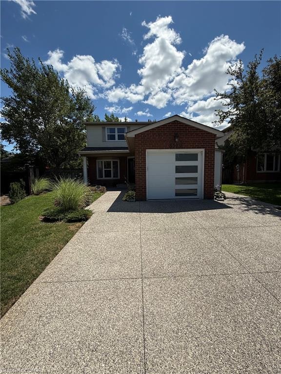 3122 Sandcliffe Court, Burlington, ON, L7M 3H1