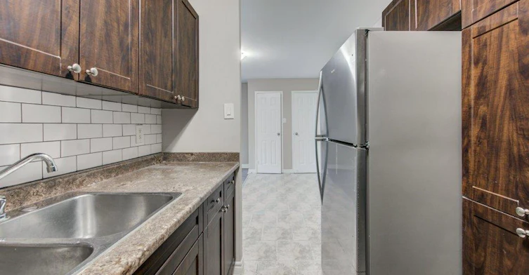 208-380 Admiral Drive, London, ON, N5V 3C2 - 8