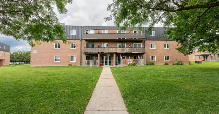 208-380 Admiral Drive, London, ON, N5V 3C2