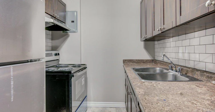 208-380 Admiral Drive, London, ON, N5V 3C2 - 7