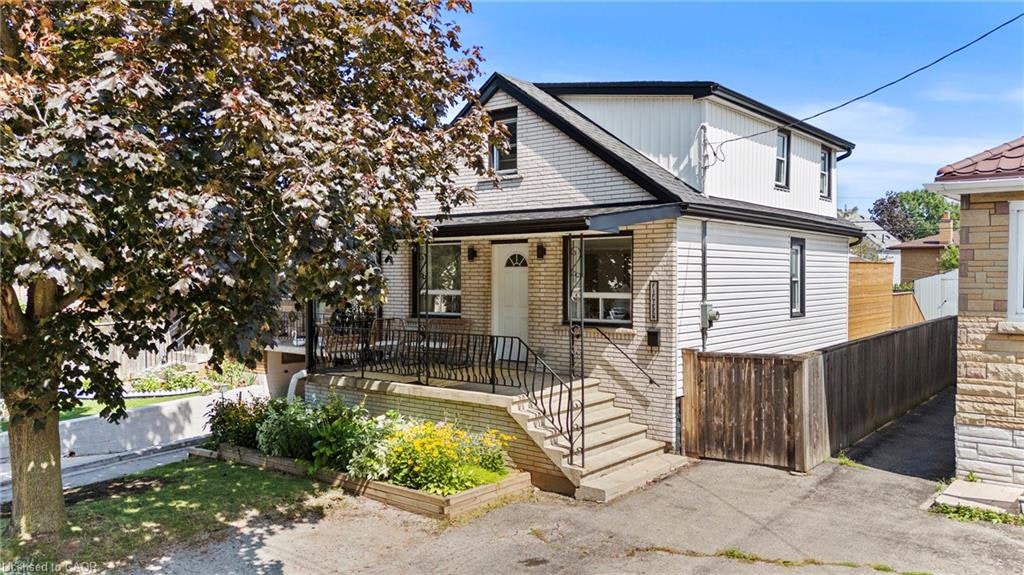 15 Glassco Avenue S, Hamilton, ON, L8H 1B2
